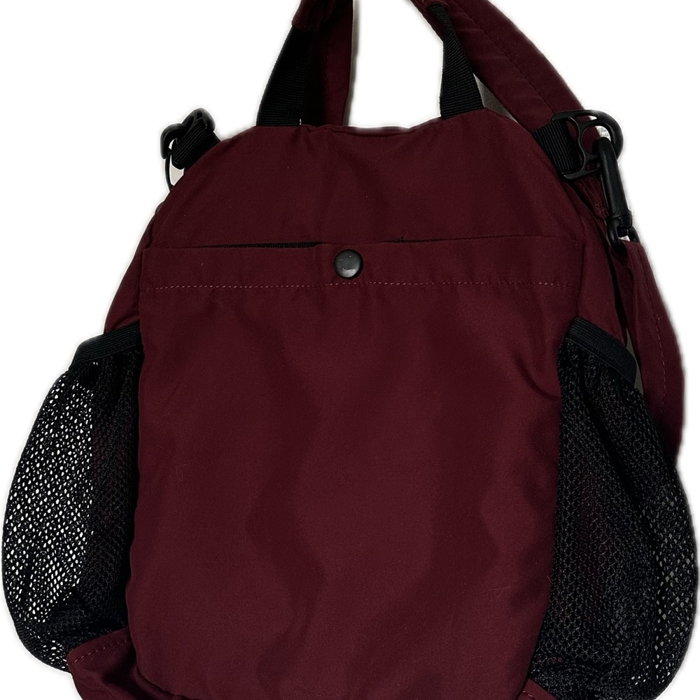 Rick Steves Europe by Kiva Burgundy Backpack - Picture 2 of 9